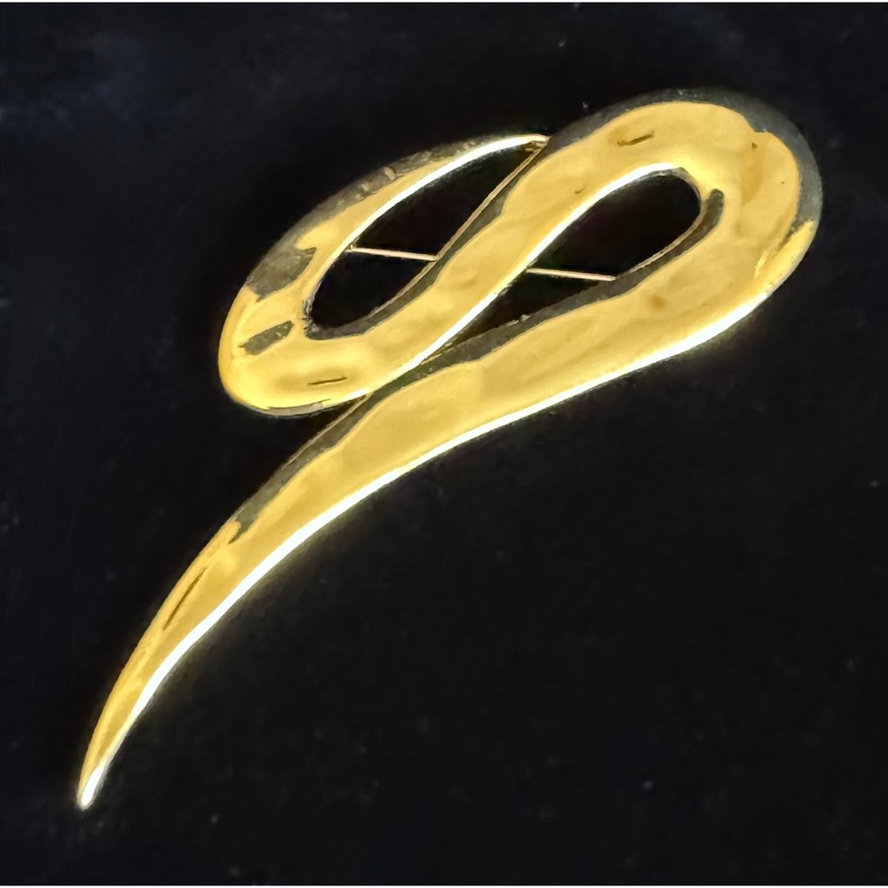 VTG M Jent Brooch Pin Signed Gold Tone Modernist Abstract Fluid Swirl Statement